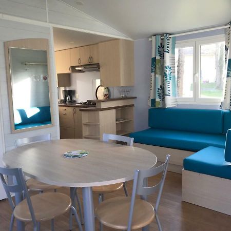 Camping Les Petites Minaudieres Hotel Saint-Sauveur  Buitenkant foto